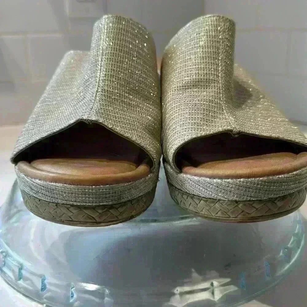 Tuscany Easy Streets Slip on Mule Style Wedge Sandals size 9W pre-owned